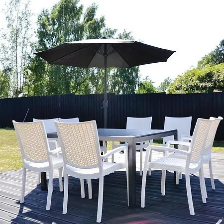 Three-bedroom Holiday In Hornbak Feriehus Hornbæk